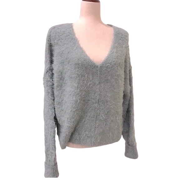 Free People Fuzzy Sweater Pullover Icing V Spring Dust Size XS Extra Small New - Picture 8 of 14